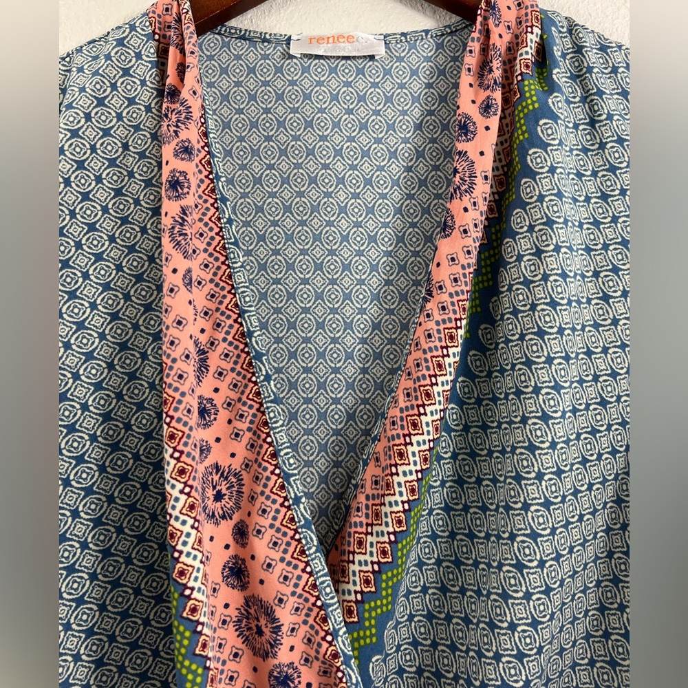 Renee C Landry Cross Front Abstract Print Blouse Drape Top Size Small - Picture 2 of 11